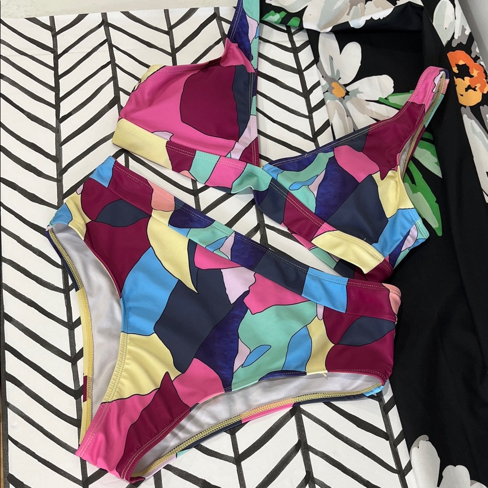 Abstract Multicolor High-Waist Bikini Set, Size Large